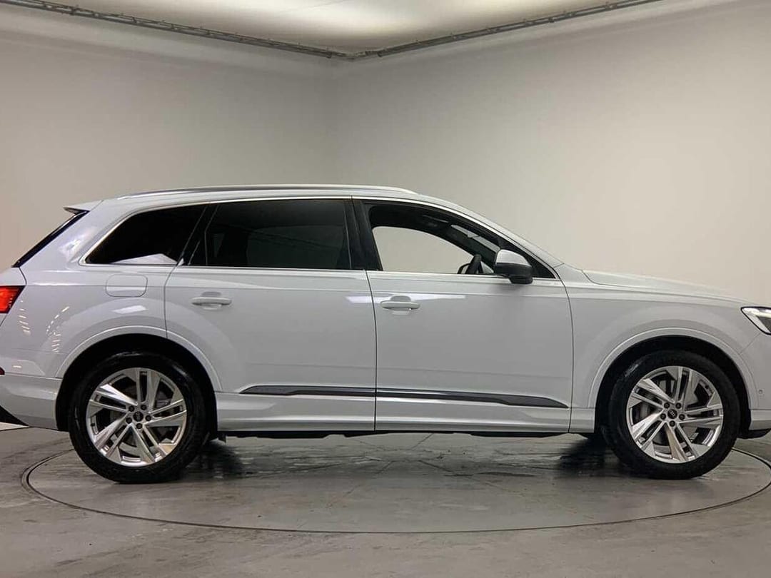 2024 Audi Q7 S Line 55 Tfsi Quattro Auto S Line