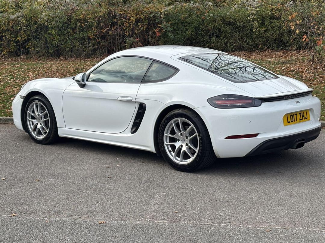 2017 Porsche 718 Cayman S-A