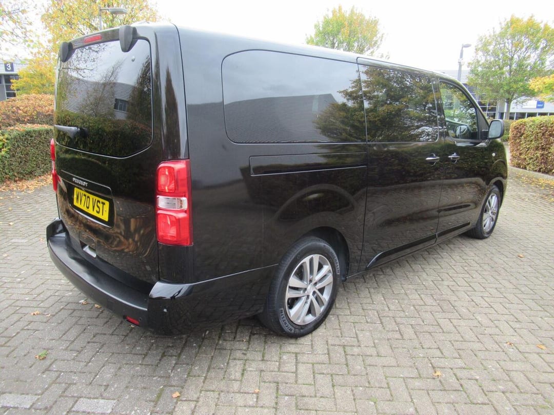 2020 Peugeot Traveller Allure