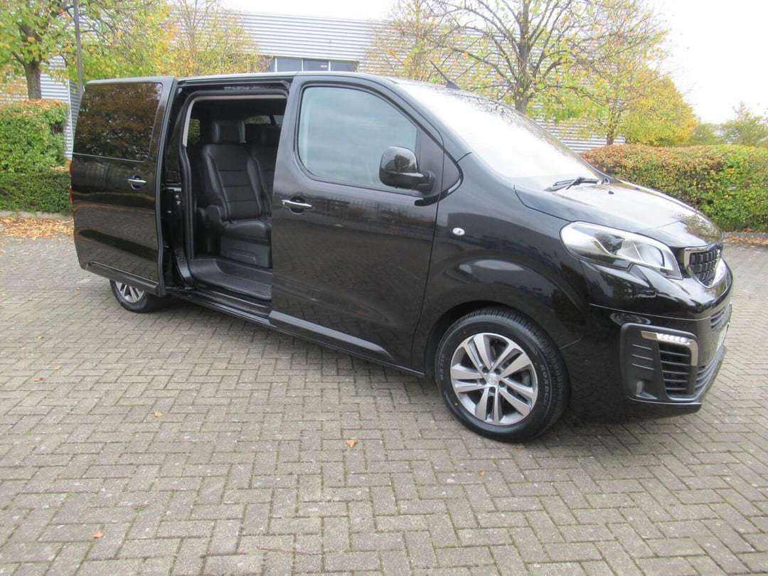 2020 Peugeot Traveller Allure