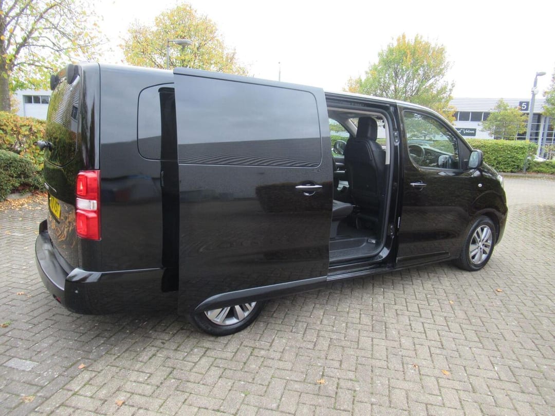 2020 Peugeot Traveller Allure