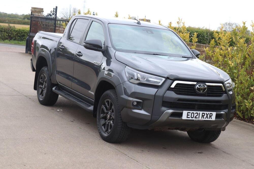 2021 Toyota Hilux Invincib X D-4d4wd Dcb A Invincible X