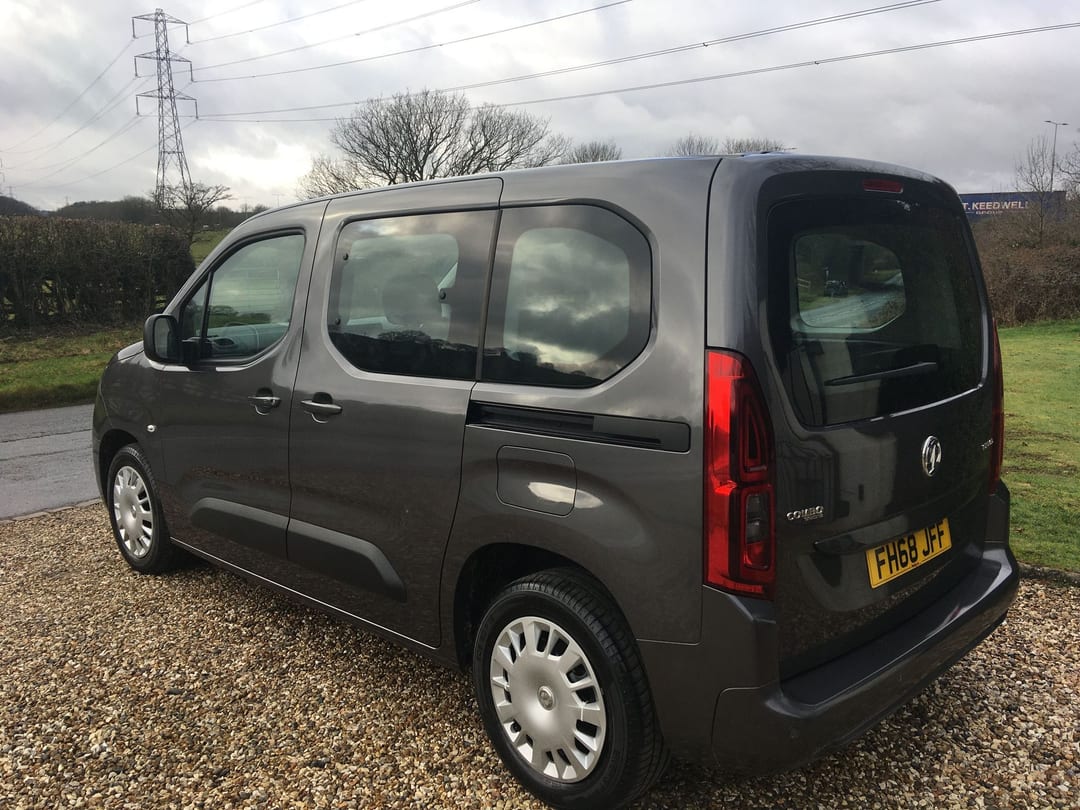 2019 Vauxhall Combo Life Design