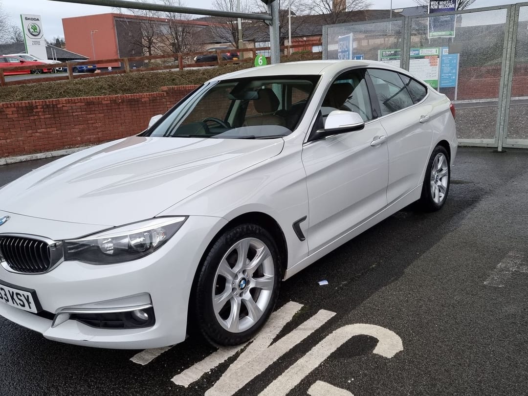 2013 BMW 3 Series 318 Luxury GT