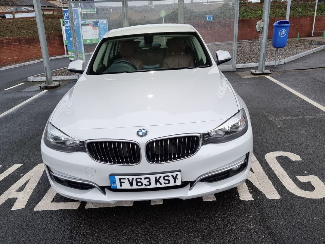 2013 BMW 3 Series 318 Luxury GT