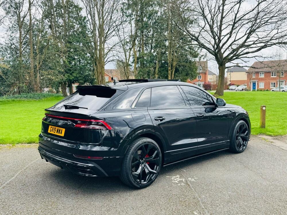 2019 Audi Q8 S Line