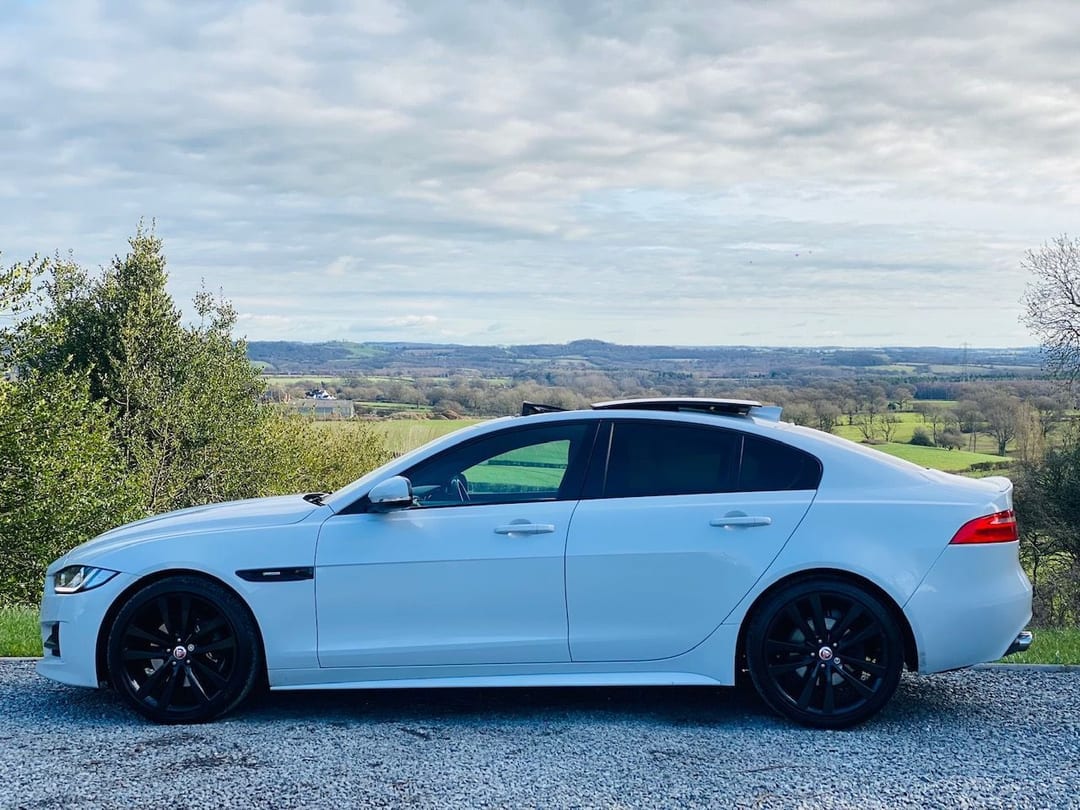 2016 Jaguar Xe R-sport
