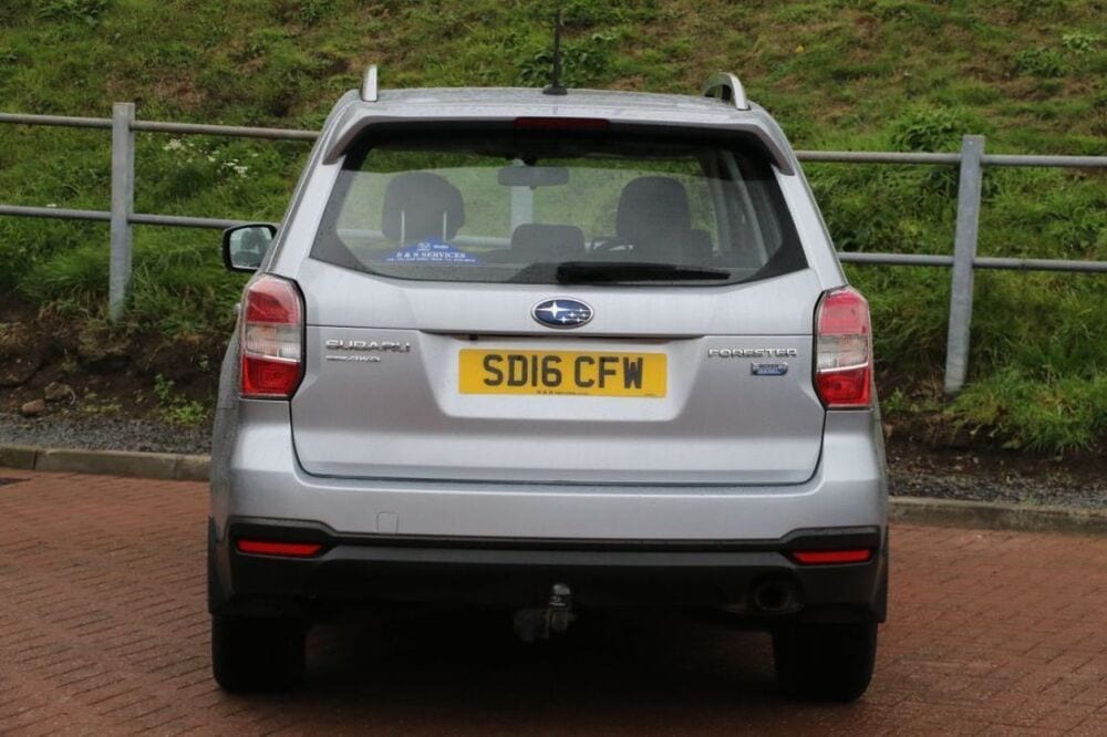 2016 Subaru Forester E-Boxer Xe