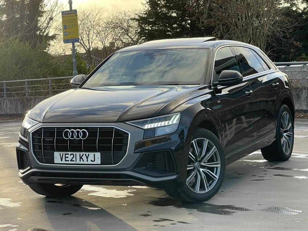 2021 Audi Q8 S Line 55 Tfsi Mhev Quat A S Line