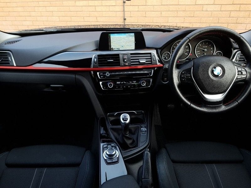 2015 BMW 3 Series 318 I Sport