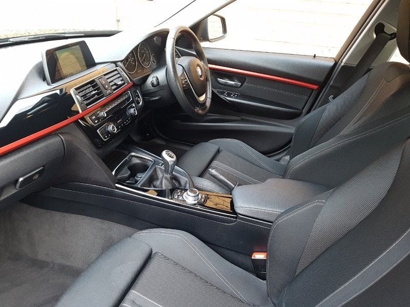2015 BMW 3 Series 318 I Sport