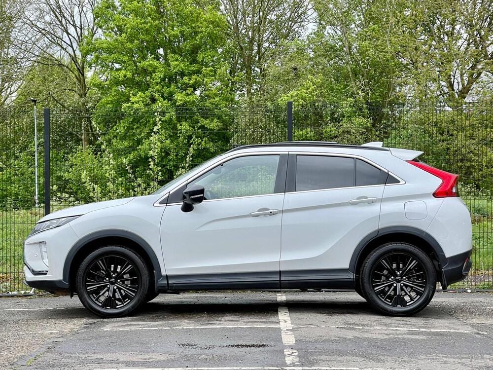 2019 Mitsubishi Eclipse Black