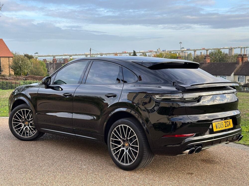 2019 Porsche Cayenne Cayenne