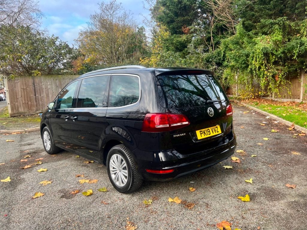 2019 Volkswagen Sharan SE