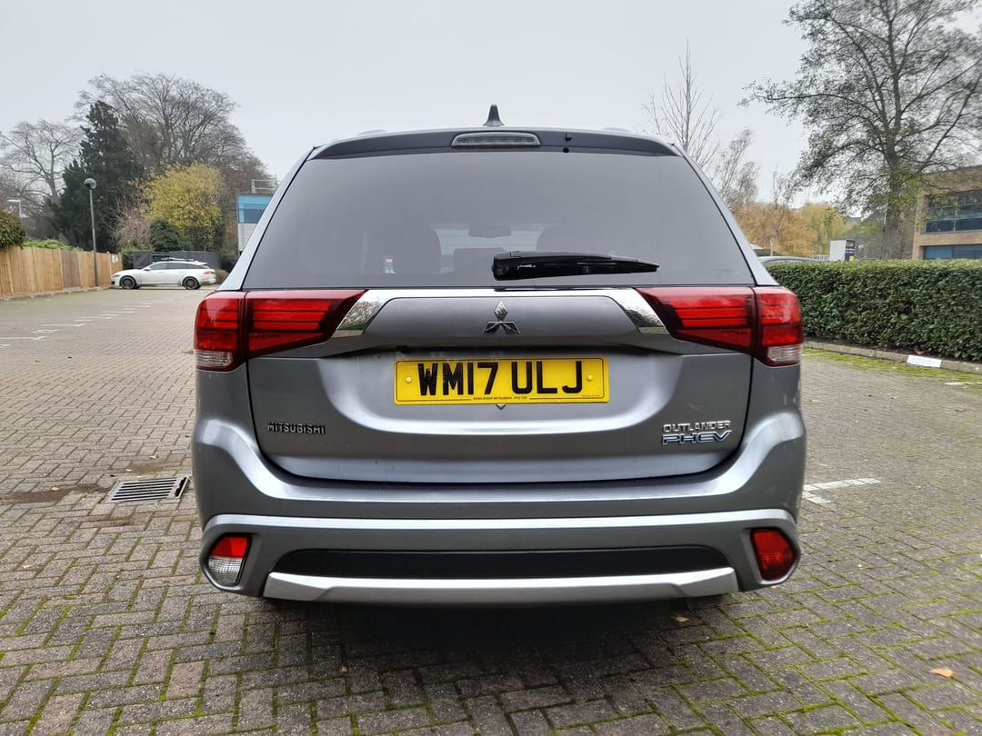 2017 Mitsubishi Outlander 4h