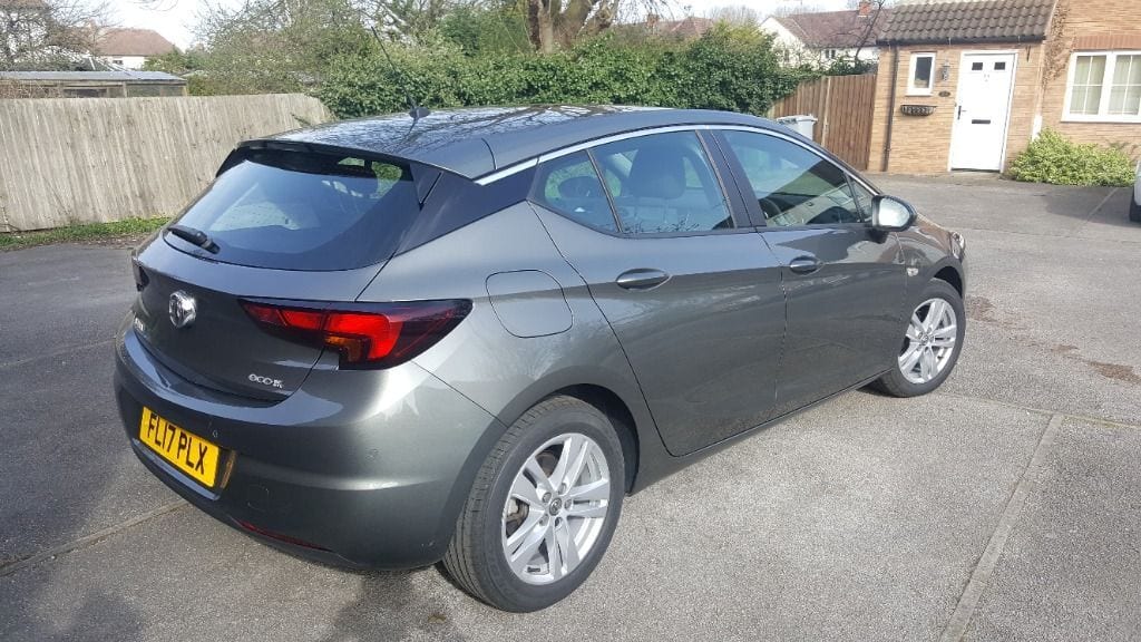 2017 Vauxhall Astra Design