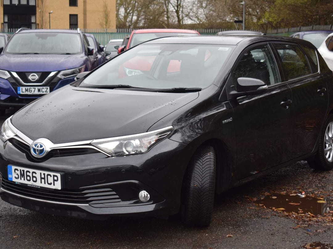 2017 Toyota Auris Business Edition Tss