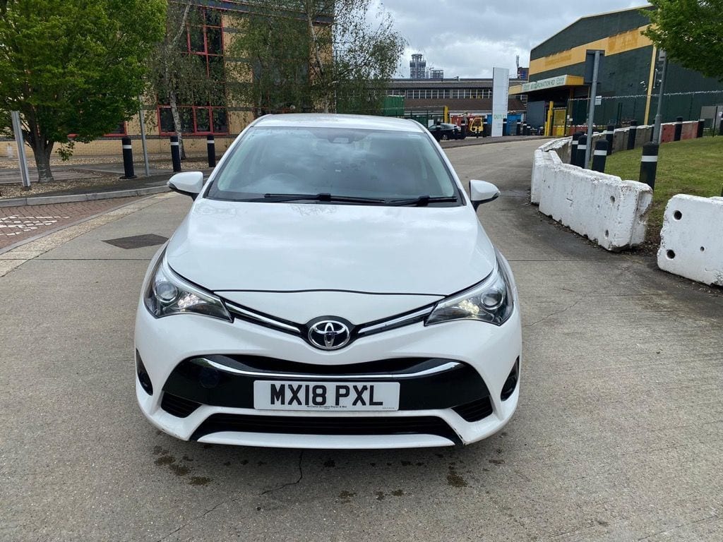 2018 Toyota Avensis Active