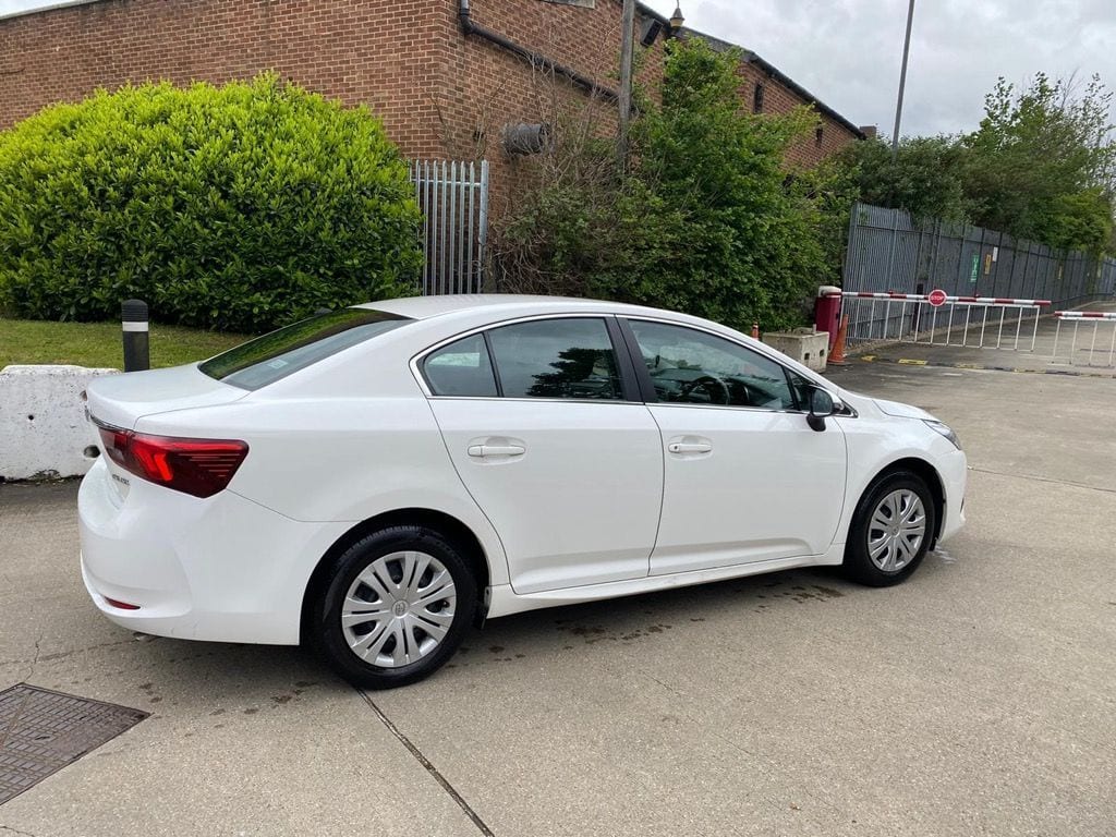 2018 Toyota Avensis Active